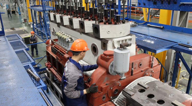 На ПДМ осваивают капитально-восстановительный ремонт дизель-генераторов
